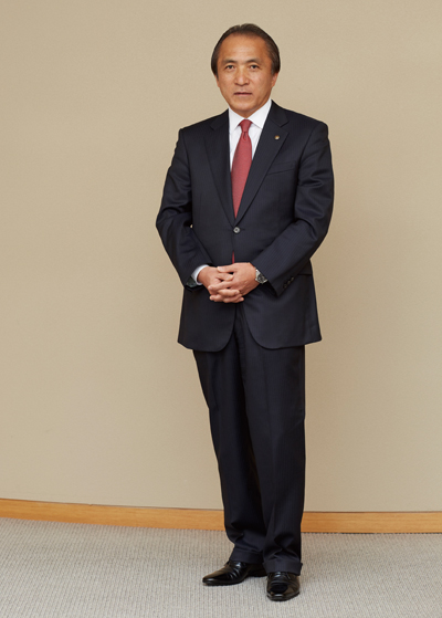 Hiroyuki Yanagi, Yamaha Motor Co.， Ltd.总裁、首席执行官和代表董事。188BET金宝搏下载